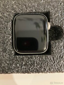 Apple Watch SE 2 (2022) 40 mm Starlight