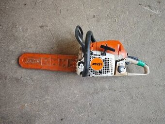 Motorová pila STIHL MS 251