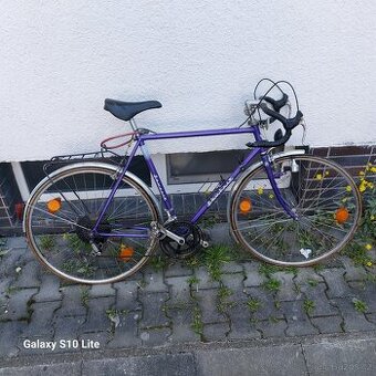 Jízdní kolo Favorit