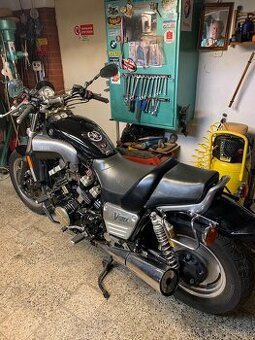 Yamaha V max 1200