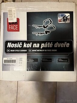 Držák kol na páté dvěře.