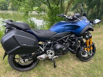 Yamaha Niken GT 2.299 km