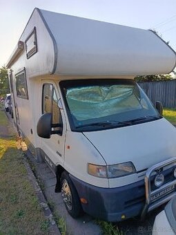 Obytný automobil Peugeot 2.5 td