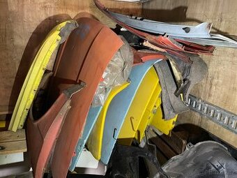 DÍLY NA STARÉ VOZY ŠKODA