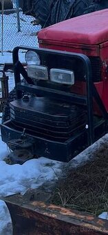 Přední závaží s držákem na Zetor