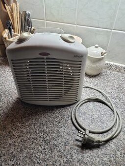 Teplovzdušný ventilátor SFH7010 zn. Sencor