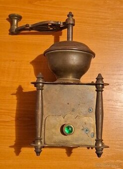 Starožitný mlýnek 4