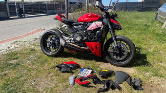 Ducati Streetfighter V2 | 2023 | 5 900 km  - bourané moto