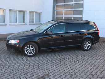 Volvo V70 T4F, automat, benzin, tazne, vyhrev, automat po GO