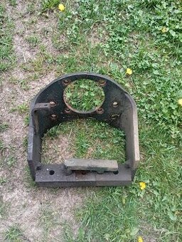 Konzole spodního závěsu zetor UŘ3