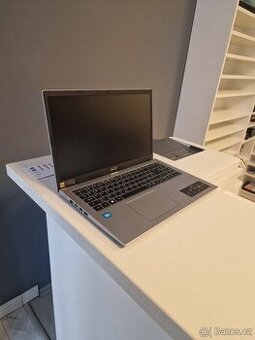 Acer Aspire 3