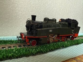Lokomotiva .H.O.1831  PIKO (Analog)