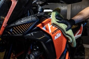 Detailing, ruční mytí vozidel - cleaner, Praha 4