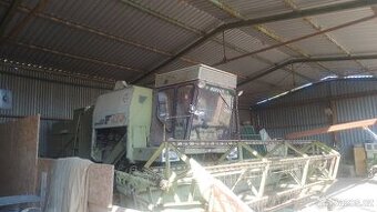 Kombajn E 514