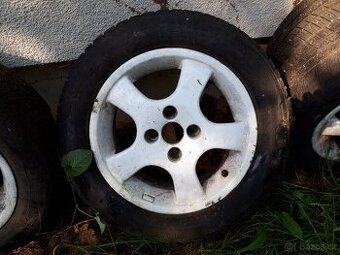 Prodám 4 ALU disky, včetně pneu