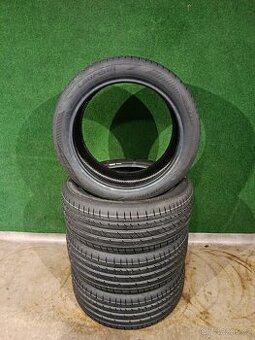 4Ks NOVE letni 225/45/18 Laufenn