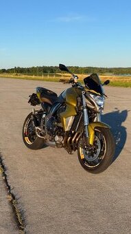 Honda cb1000r
