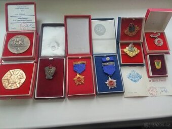 Svazarm - sbírka plaket a odznaků