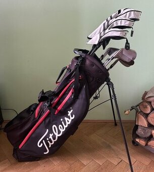 GOLFOVÝ SET TITLEIST CALLAWAY DRIVER BAG DŘEVO ŽELEZA HYBRID