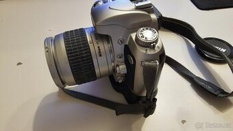 Prodám Nikon F75