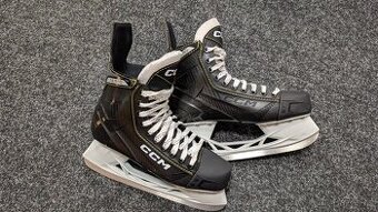 Brusle CCM TACKS AS 550 SR velikost 42 EU