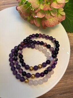 Náramky z minerálních korálků - ametyst, achát, růženín