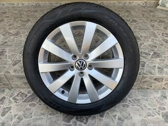 VW Passat 215/55/17