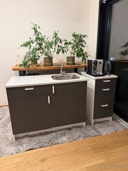 IKEA kompletní kuchyň - kolekce KNOXHULT