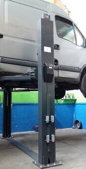 Dvousloupový elektrohydraulický zvedák 3500-7500 kg