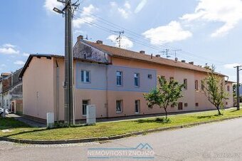 Pohořelice  byt 4+1, 88 m2 s novou koupelnou, velkým sklepem - 1