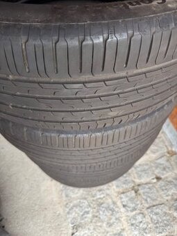 Letní pneu  Continental 215/50 R19