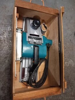 Velkoplošný hoblík Makita