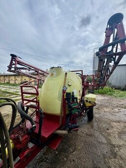 Tažený postřikovač Hardi Ranger 2500 18m, r. v. 2009