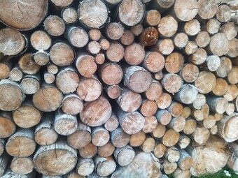 Prodám smrkové palivové dřevo a odkorky