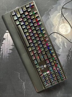 Prodáno CZC Nightblade