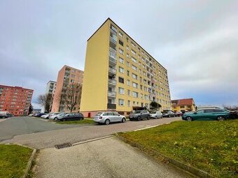 PRONÁJEM 2+1 UHERSKÝ BROD, SÍDLIŠTĚ OLŠAVA - 1