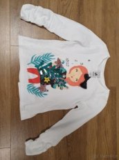 Dívčí tričko s flitry vel 110