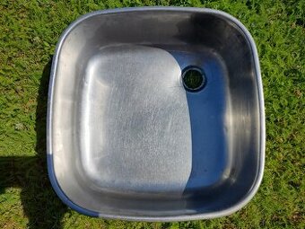 Kuchyňský dřez český NORMA nerez 41x41