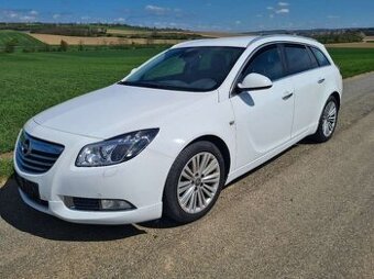 Prodám Opel Insignia combi