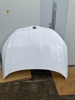 kapota skoda octavia iv 4 bila haubna