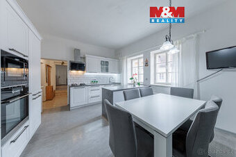 Prodej rodinného domu, 148 m², Cheb, ul. Kostelní náměstí