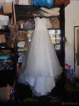 svatební šaty pro pár