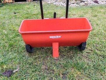 HECHT 212 secí vozík na trávu