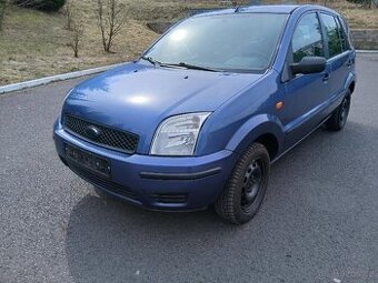 FORD FUSION 1.3 55KW  rok 2006 perfektní stav STK 12/2026