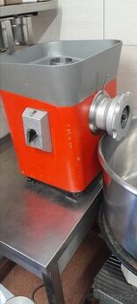 Mlýnek na maso vlček