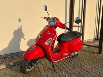 Vespa GTS 125