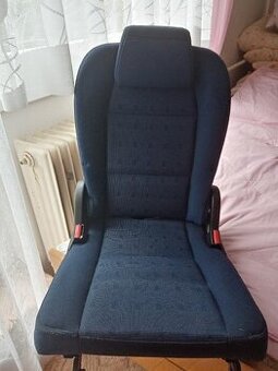 doplňkové sedadlo do auta (6sedadlo)