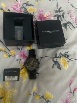 Hodinky Tommy Hilfiger černé