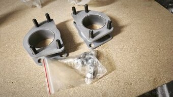 Přední zvedací podložky Jeep KJ