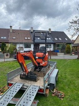 Pronájem minibagru Kubota